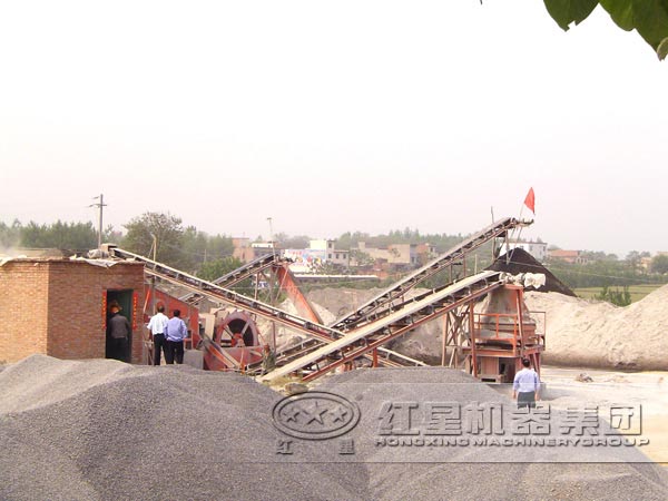 制砂機(jī)客戶生產(chǎn)現(xiàn)場(chǎng)