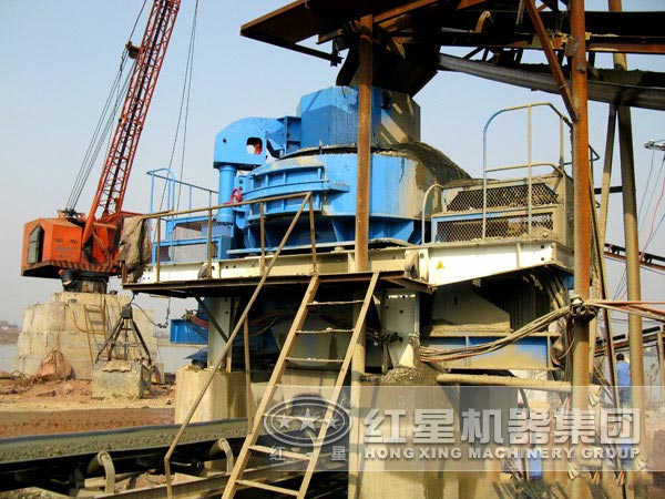 石灰石制砂機(jī)生產(chǎn)現(xiàn)場 石灰石制砂機(jī)生產(chǎn)現(xiàn)場