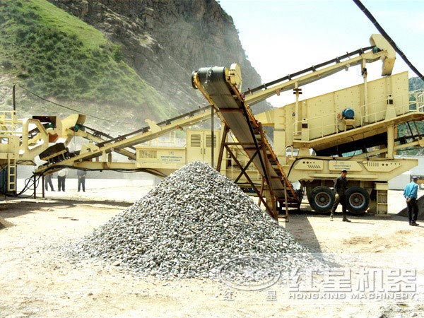 移動破碎站生產現(xiàn)場
