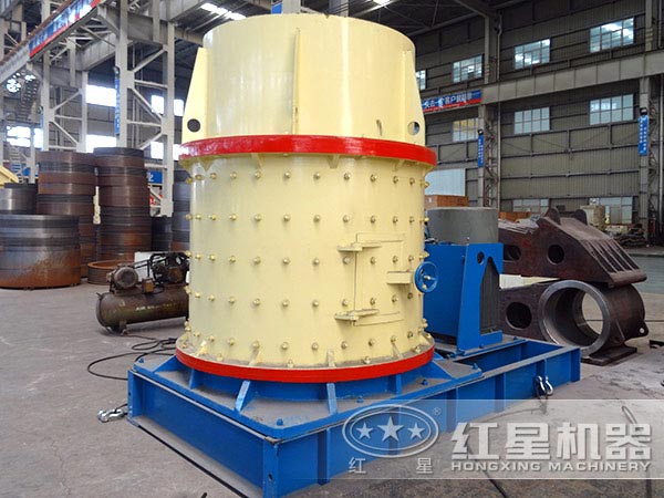 復(fù)合式破碎機(jī)車(chē)間 復(fù)合式破碎機(jī)車(chē)間