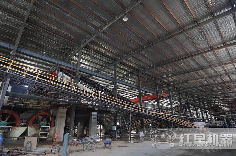 大型機(jī)制砂加工現(xiàn)場 大型機(jī)制砂加工現(xiàn)場