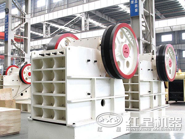 HD顎式破碎機(jī)生產(chǎn)車間 HD顎式破碎機(jī)生產(chǎn)車間