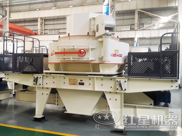 新型沖擊式制砂機(jī) 新型沖擊式制砂機(jī)