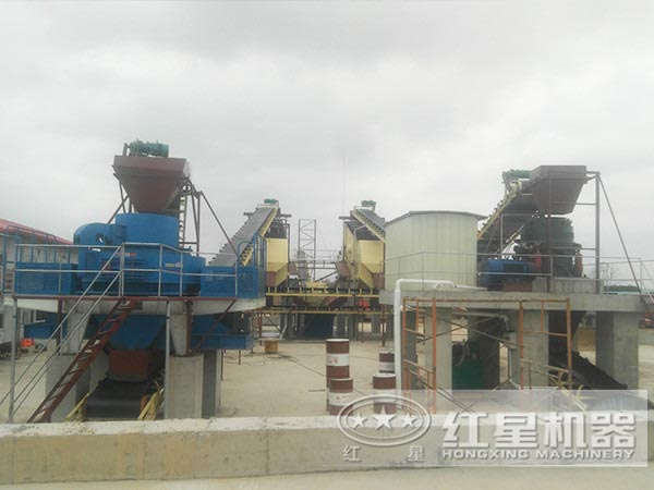 鵝卵石制砂機(jī)生產(chǎn)現(xiàn)場實(shí)拍 鵝卵石制砂機(jī)生產(chǎn)現(xiàn)場實(shí)拍