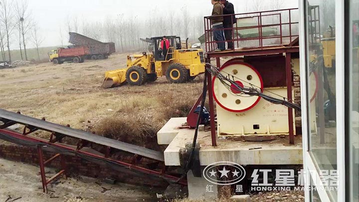 優(yōu)質顎式破碎機生產過程 優(yōu)質顎式破碎機生產過程