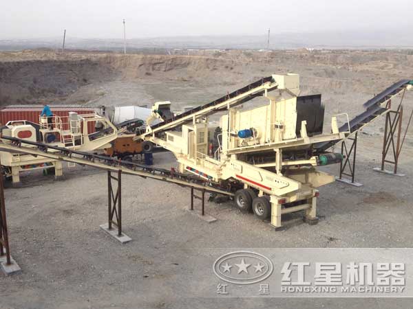 移動(dòng)破碎站作業(yè)現(xiàn)場無粉塵污染 移動(dòng)破碎站作業(yè)現(xiàn)場無粉塵污染