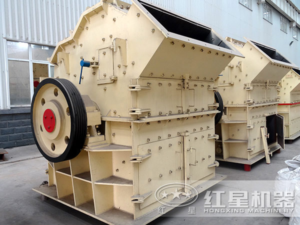 石灰石細(xì)碎機(jī) 石灰石細(xì)碎機(jī)