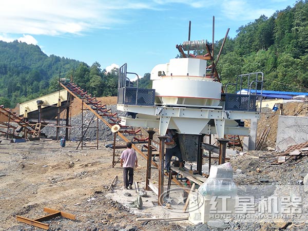 紅星花崗巖制砂機(jī)用戶現(xiàn)場安裝 紅星花崗巖制砂機(jī)用戶現(xiàn)場安裝