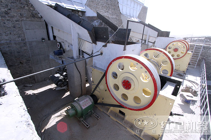 河北用戶石灰石破碎機作業(yè)現(xiàn)場 河北用戶石灰石破碎機作業(yè)現(xiàn)場