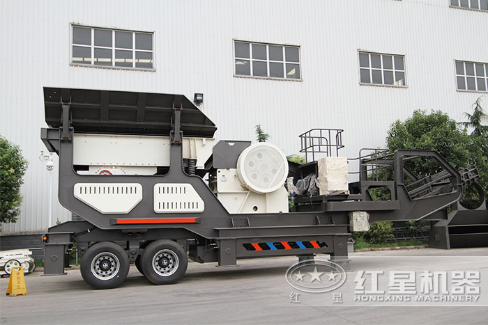 輪式流動砂石破碎機(jī) 輪式流動砂石破碎機(jī)