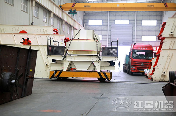 山石制砂機(jī)生產(chǎn)車間 山石制砂機(jī)生產(chǎn)車間