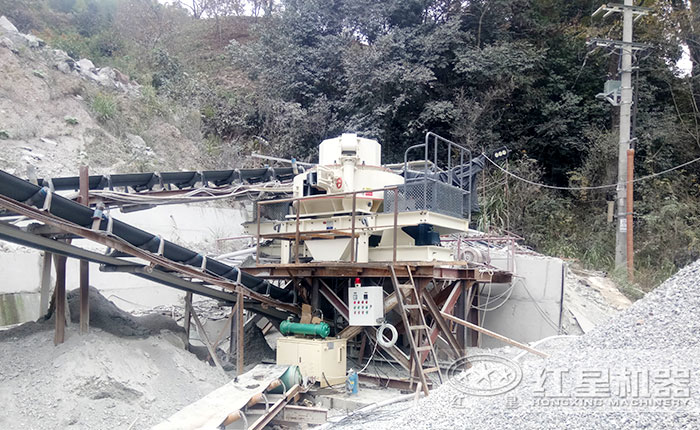 鵝卵石制沙機(jī)作業(yè)現(xiàn)場 鵝卵石制沙機(jī)作業(yè)現(xiàn)場