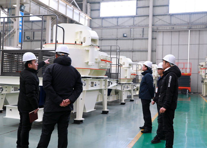 用戶來廠參觀試機(jī) 用戶來廠參觀試機(jī)