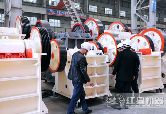 用戶來廠參觀試機(jī) 用戶來廠參觀試機(jī)