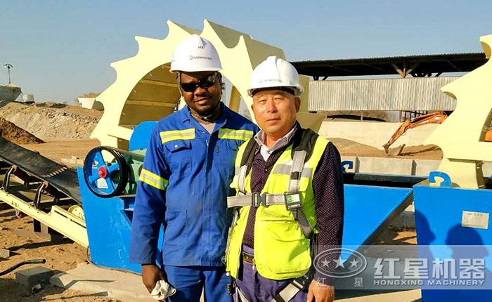 紅星用戶輪式洗砂機(jī)作業(yè)現(xiàn)場(chǎng) 紅星用戶輪式洗砂機(jī)作業(yè)現(xiàn)場(chǎng)