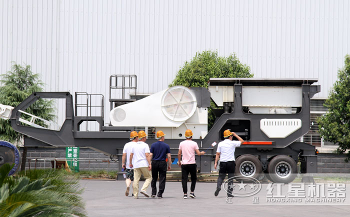 用戶(hù)來(lái)廠參觀試機(jī) 用戶(hù)來(lái)廠參觀試機(jī)