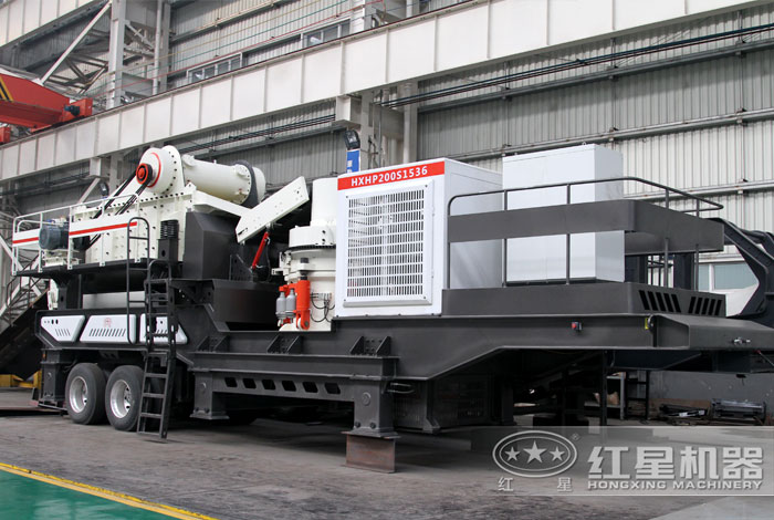 輪胎式環(huán)保建筑垃圾破碎機(jī) 輪胎式環(huán)保建筑垃圾破碎機(jī)