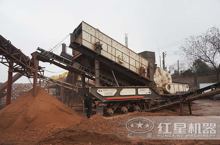 車載移動破碎機現(xiàn)場加工展示