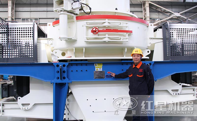 紅星石頭制砂機(jī)生產(chǎn)車間 紅星石頭制砂機(jī)生產(chǎn)車間