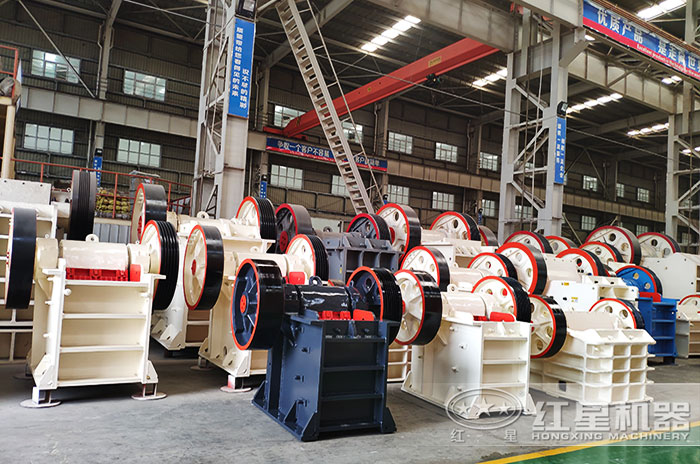 常用的小型石子破碎機(jī)生產(chǎn)車(chē)間