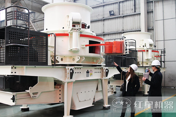 客戶到紅星機器車間考察設(shè)備 客戶到紅星機器車間考察設(shè)備