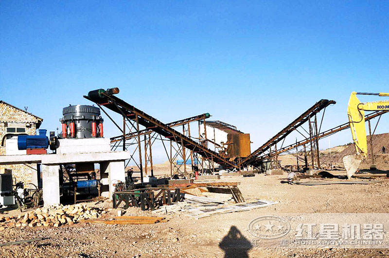 烏茲別克客戶的砂石加工現(xiàn)場(chǎng) 烏茲別克客戶的砂石加工現(xiàn)場(chǎng)