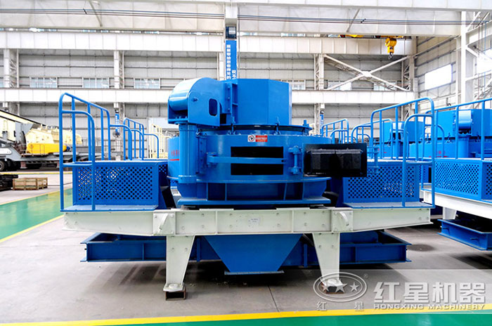 青石制砂機(jī)設(shè)備生產(chǎn)車(chē)間