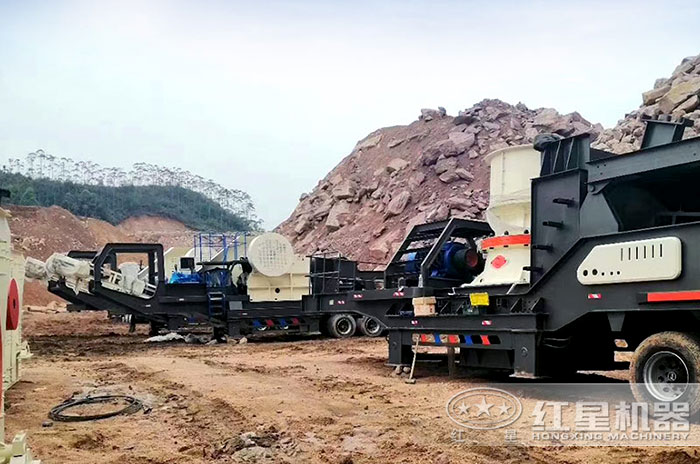 移動式碎沙生產(chǎn)現(xiàn)場 移動式碎沙生產(chǎn)現(xiàn)場