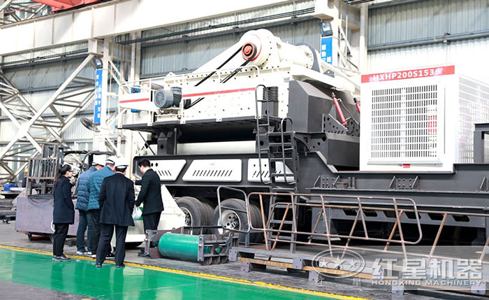 客戶到紅星廠區(qū)直接參觀考察設備 客戶到紅星廠區(qū)直接參觀考察設備