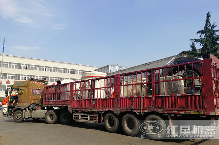 紅星機(jī)器磨粉機(jī)發(fā)貨現(xiàn)場(chǎng) 紅星機(jī)器磨粉機(jī)發(fā)貨現(xiàn)場(chǎng)