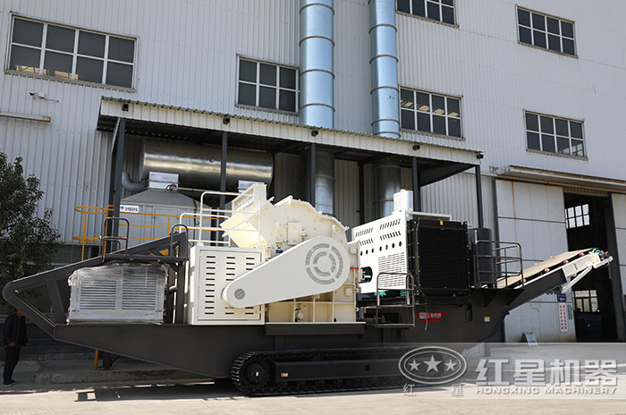 搭配細(xì)碎機(jī)的履帶式移動(dòng)制砂機(jī)設(shè)備 搭配細(xì)碎機(jī)的履帶式移動(dòng)制砂機(jī)設(shè)備