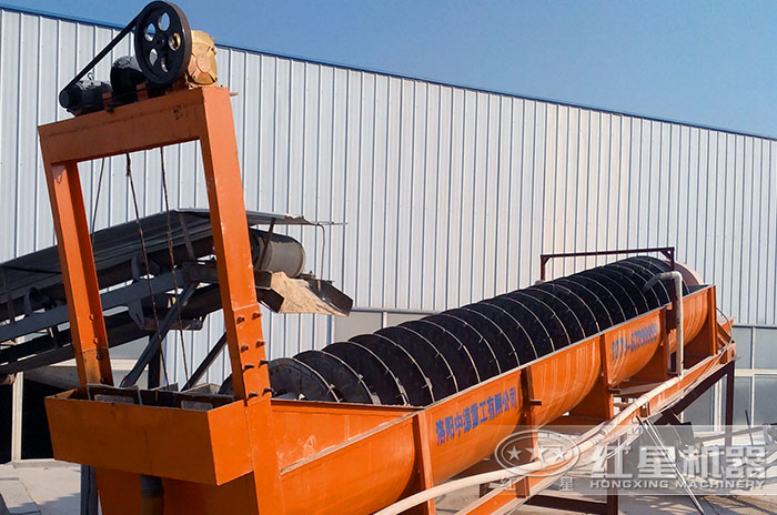 螺旋洗砂機(jī)工作現(xiàn)場(chǎng) 螺旋洗砂機(jī)工作現(xiàn)場(chǎng)