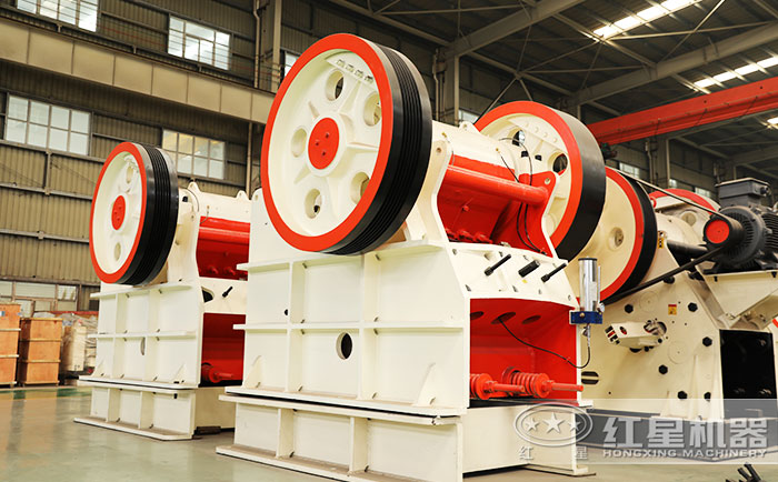 粗碎石塊破碎機(jī)設(shè)備 粗碎石塊破碎機(jī)設(shè)備