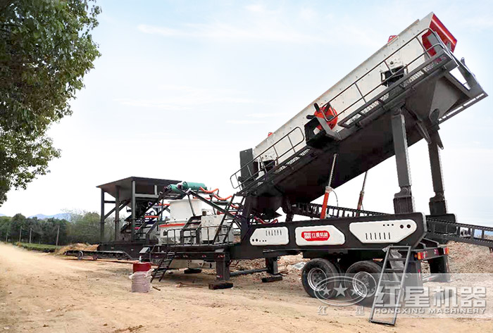 制砂機(jī)+振動(dòng)篩配置設(shè)備的加工現(xiàn)場(chǎng) 制砂機(jī)+振動(dòng)篩配置設(shè)備的加工現(xiàn)場(chǎng)