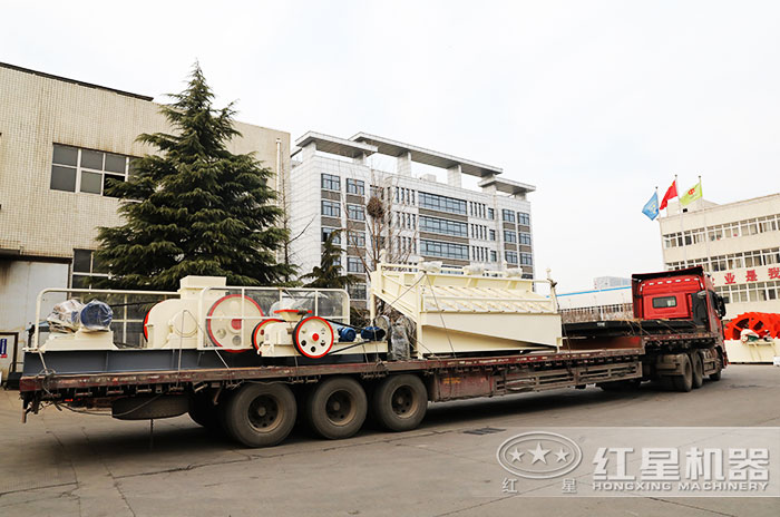 對輥式打沙機(jī)設(shè)備現(xiàn)場直發(fā)山西 對輥式打沙機(jī)設(shè)備現(xiàn)場直發(fā)山西