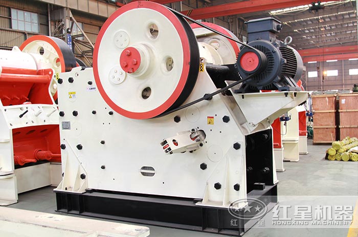 新型CJ歐版顎式破碎機(jī)設(shè)備 新型CJ歐版顎式破碎機(jī)設(shè)備