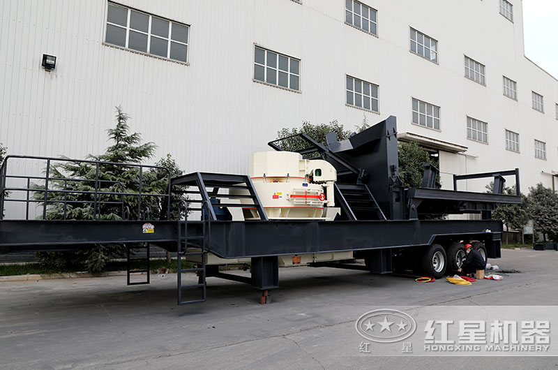 輪胎式移動(dòng)制砂設(shè)備實(shí)拍圖 輪胎式移動(dòng)制砂設(shè)備實(shí)拍圖