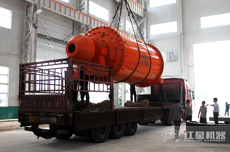 球磨機制砂設備發(fā)貨進行中