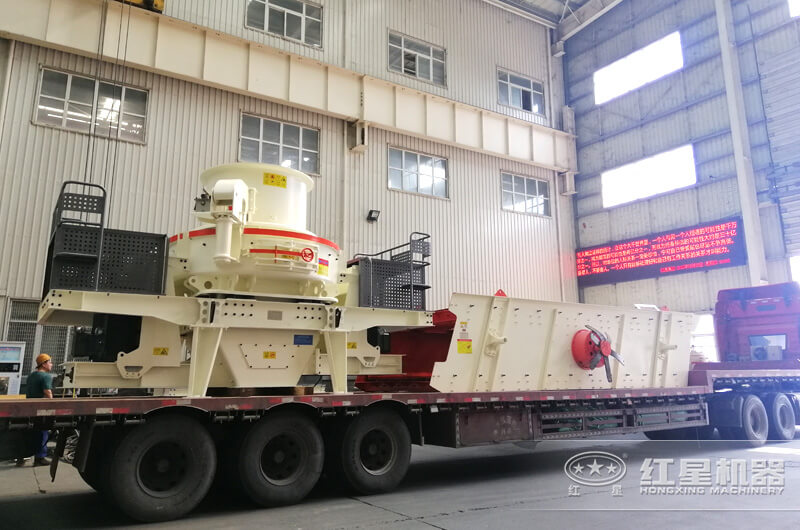 成套制砂設(shè)備發(fā)貨現(xiàn)場(chǎng) 成套制砂設(shè)備發(fā)貨現(xiàn)場(chǎng)