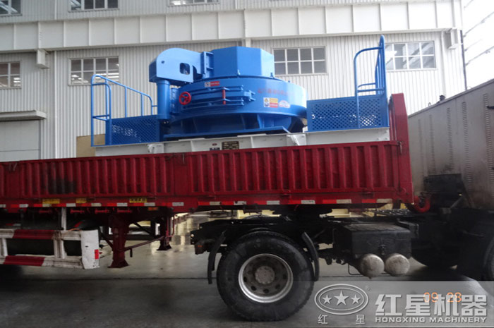 硅鐵破碎機(jī)發(fā)貨現(xiàn)場(chǎng)