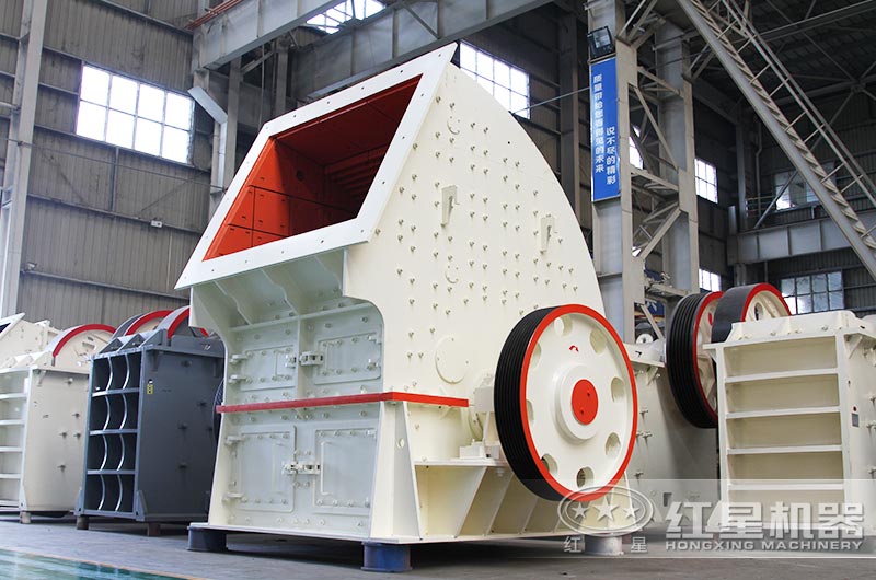 錘式碎煤機(jī)生產(chǎn)車間實(shí)拍 錘式碎煤機(jī)生產(chǎn)車間實(shí)拍