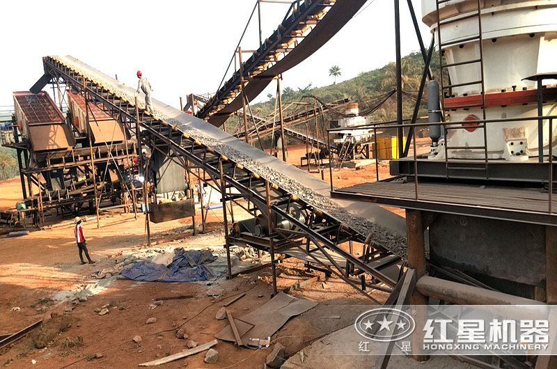 固定式制砂生產(chǎn)線現(xiàn)場 固定式制砂生產(chǎn)線現(xiàn)場